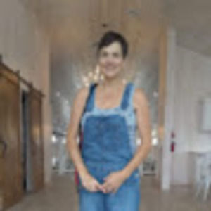 Meet your Posher, Becky